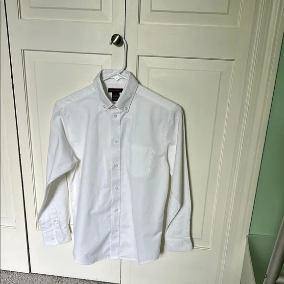 Dockers | Shirts & Tops | Dockers White Classic Buttondown Shirt | Poshmark Dockers | Shirts & Tops | Dockers White Classic Buttondown Shirt | Poshmark